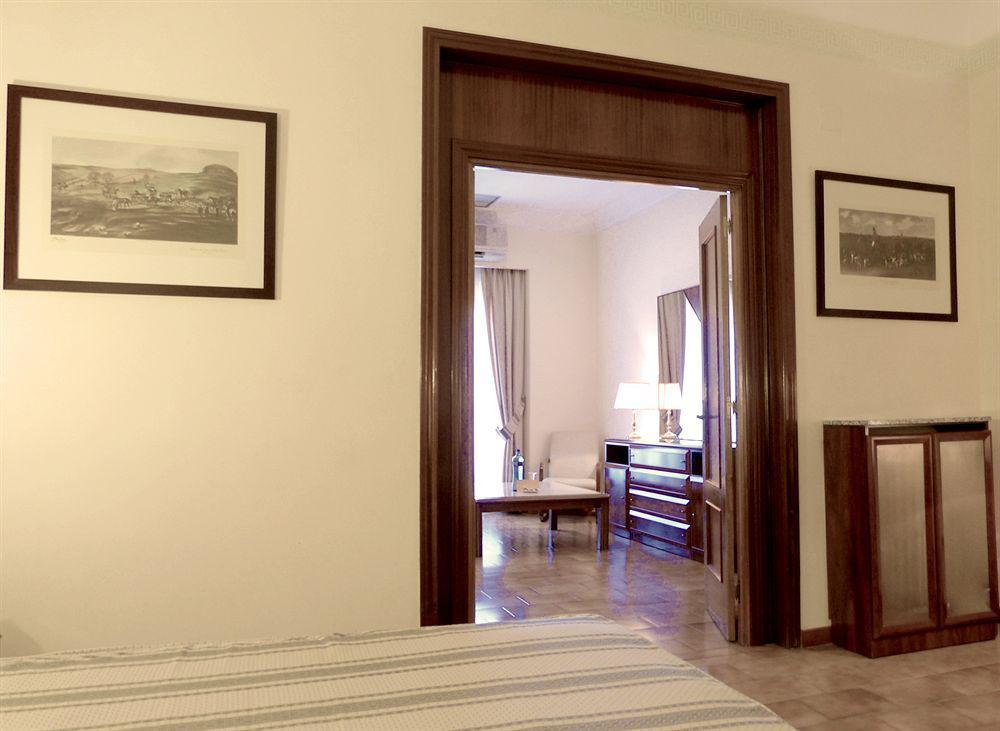 Gran Ingles - The Leading Of The World Hotel Madrid