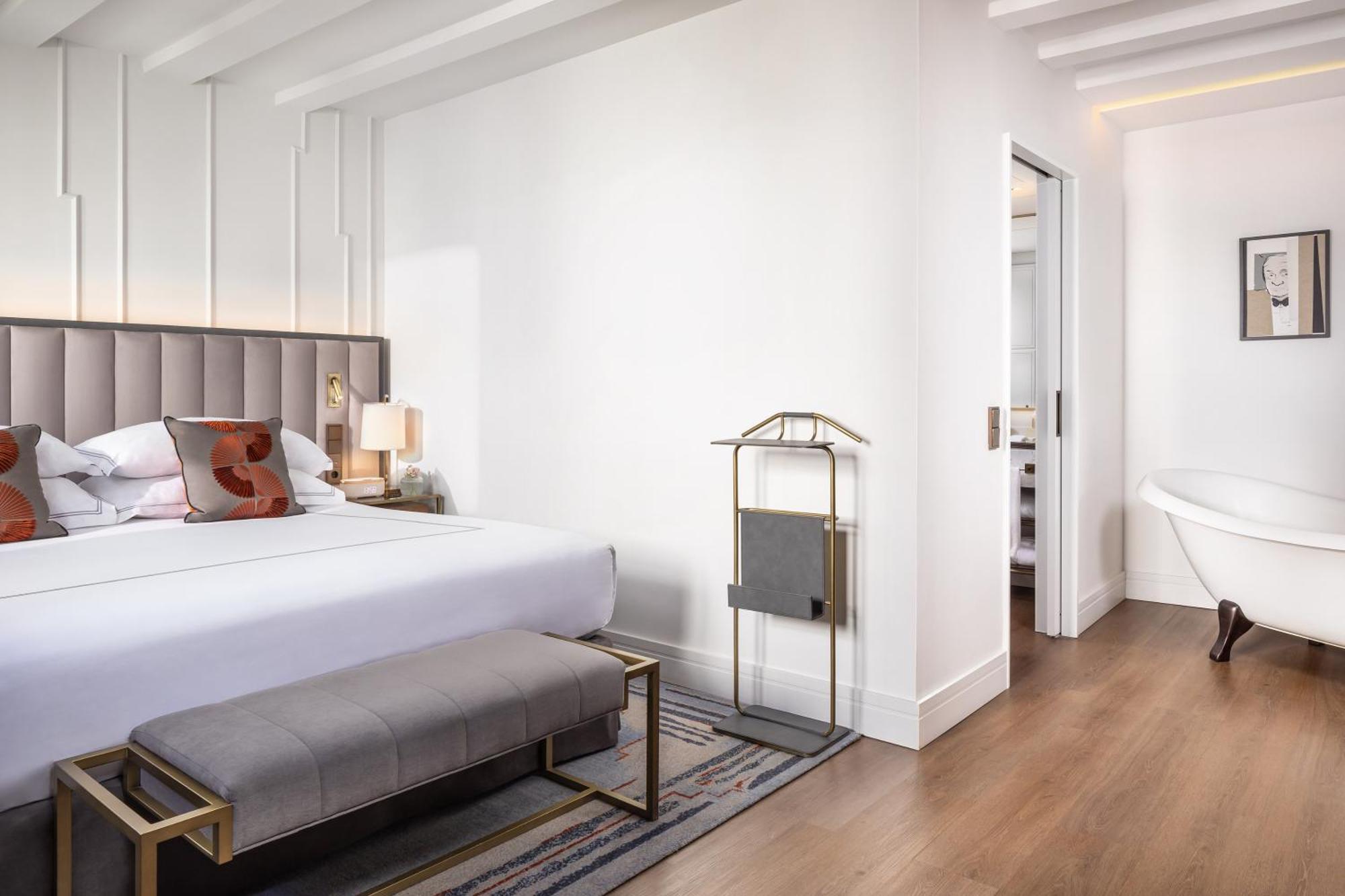 Gran Ingles - The Leading Of The World Hotel Madrid