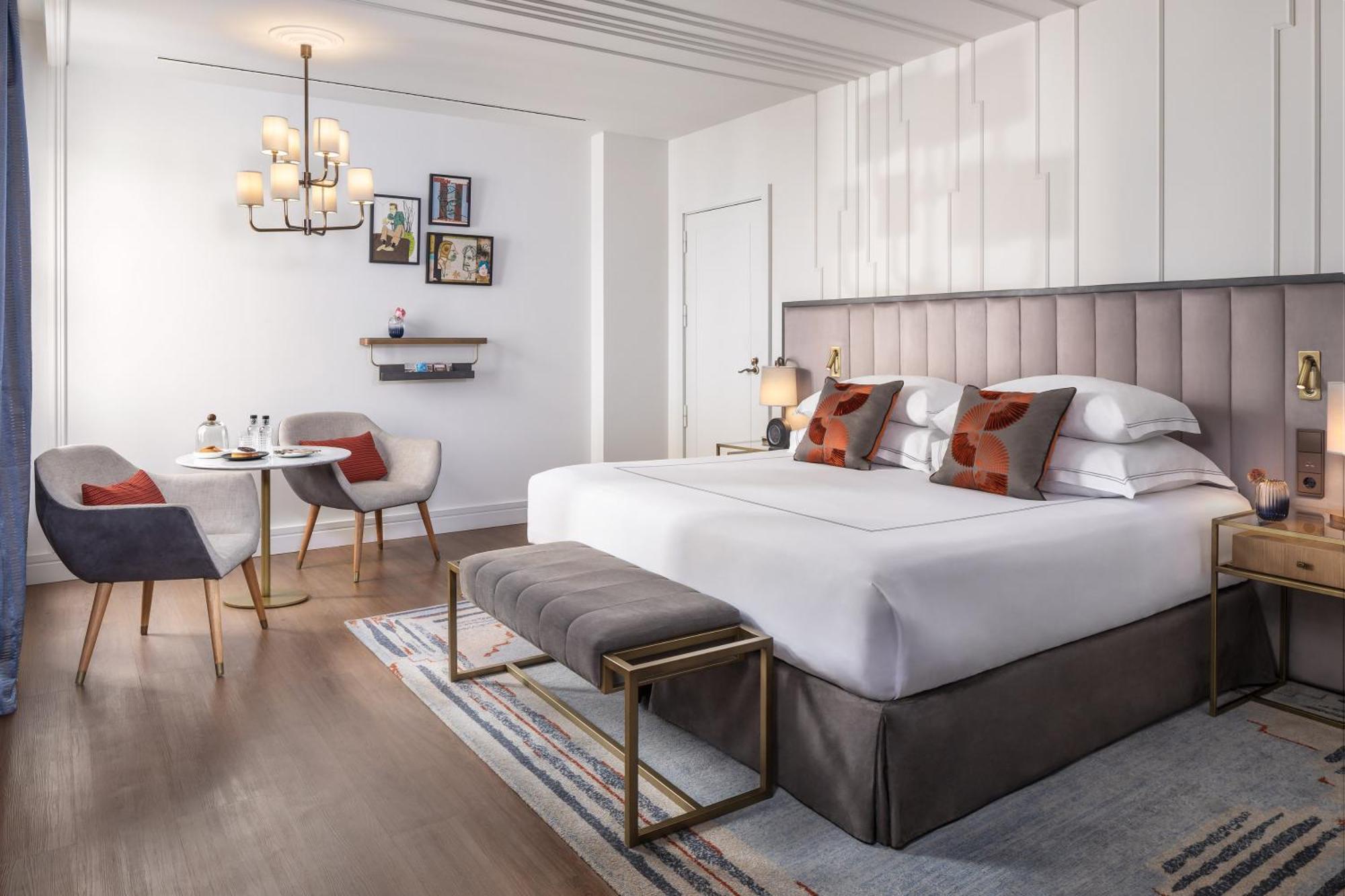 Gran Ingles - The Leading Of The World 5* Madrid