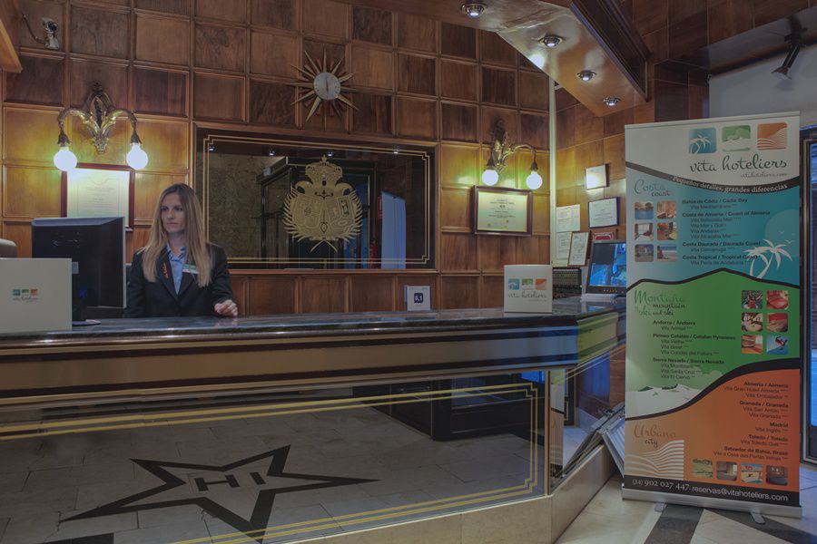Gran Ingles - The Leading Of The World Hotel Madrid